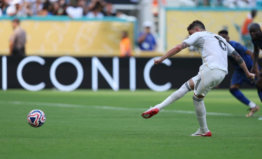 队内助攻王！奎克利因生病缺席对尼克斯的关键战